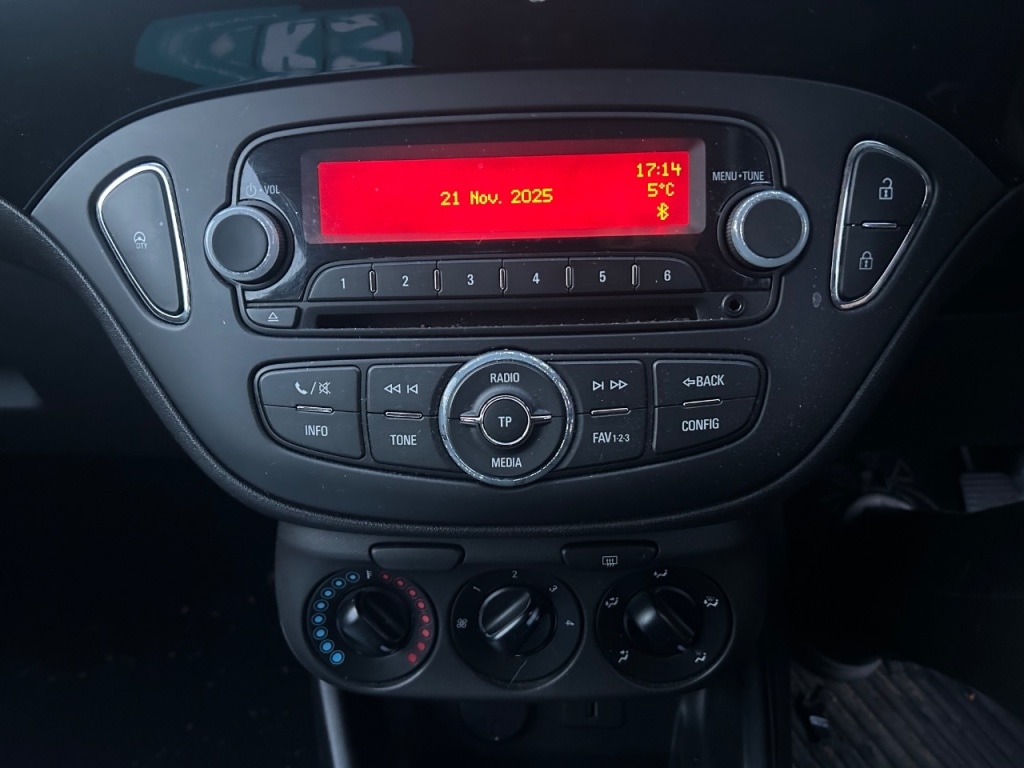 Used Vauxhall Corsa for sale - 76637545: Photo 6