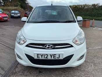 Used Hyundai i10 2012 for sale - 76453747: Photo