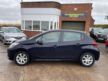 Used Peugeot 208 2015 for sale - 75764698: Photo