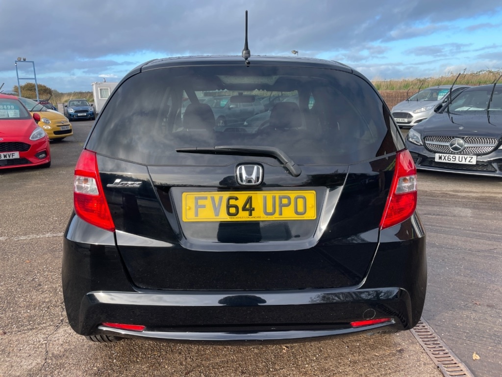 Used Honda Jazz 2014 for sale - 76588552: Photo 11