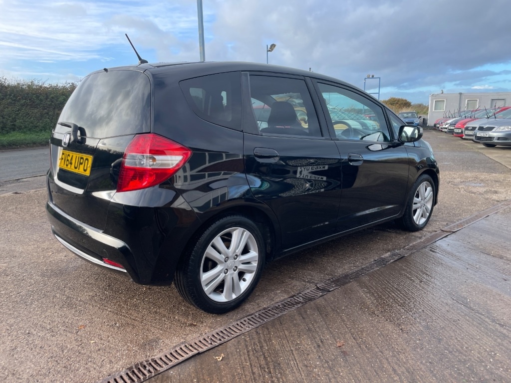 Used Honda Jazz 2014 for sale - 76588552: Photo 7