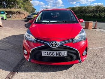 Used Toyota Yaris 2017 for sale - 76064040: Photo