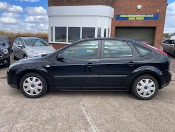Used Ford Focus 2007 for sale - 75704102: Photo