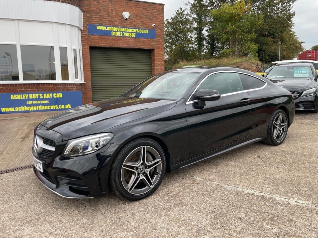 Used Mercedes-Benz C Class 2019 for sale - 76385602: Photo 1