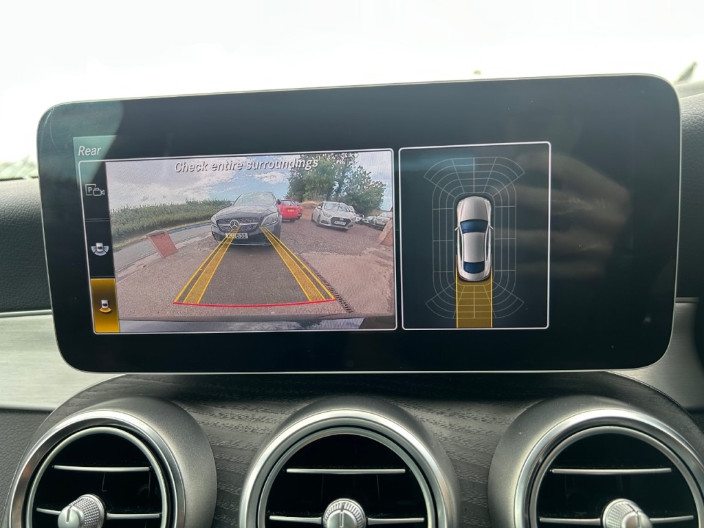 Used Mercedes-Benz C Class 2019 for sale - 76385602: Photo 11