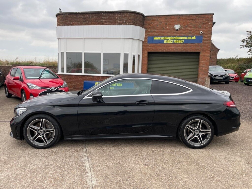 Used Mercedes-Benz C Class 2019 for sale - 76385602: Photo 2