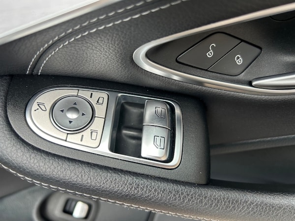 Used Mercedes-Benz C-Class 2019 for sale - 74746019: Photo 21