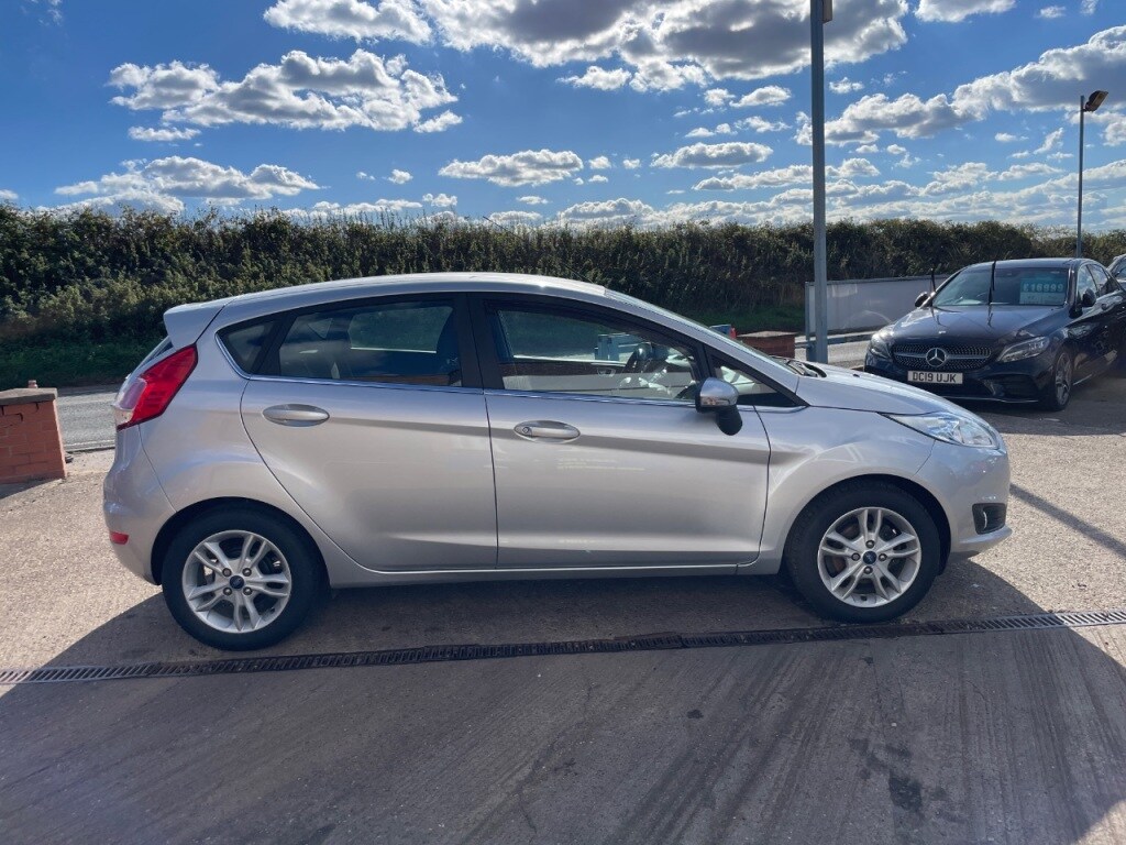 Used Ford Fiesta 2015 for sale - 76477017: Photo 3