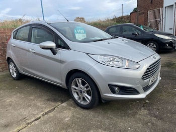 Used Ford Fiesta 2015 for sale - 76477017: Photo