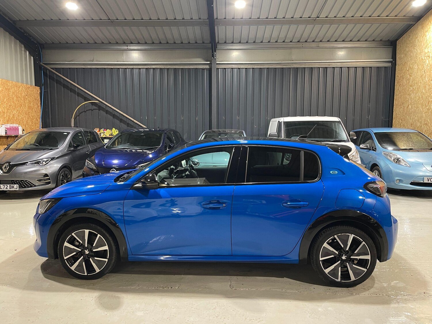 Used Peugeot 208 2021 for sale - 76936149: Photo 13