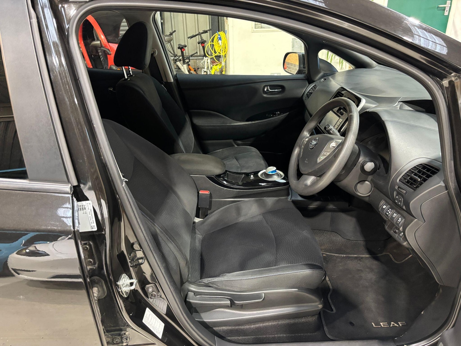 Used Nissan Leaf 2015 for sale - 77646530: Photo 17