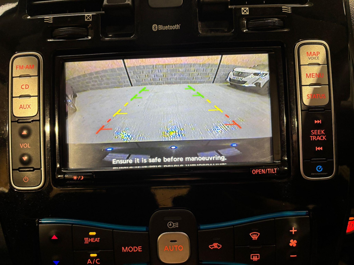 Used Nissan Leaf 2015 for sale - 77646530: Photo 30