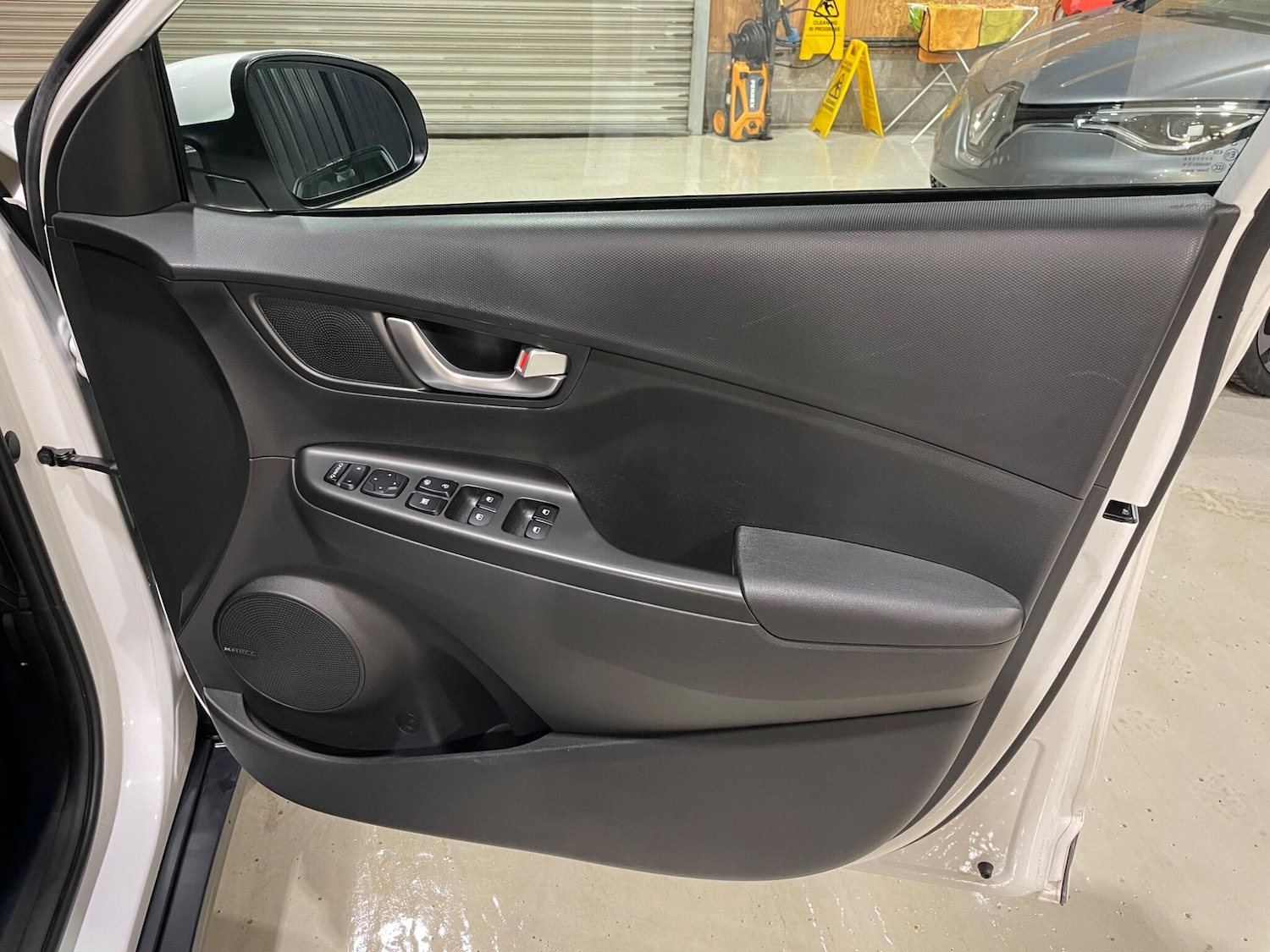 Used Hyundai KONA for sale - 76729001: Photo 30