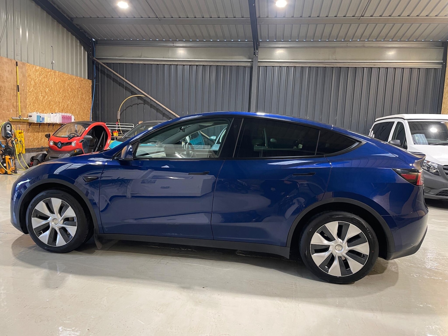 Used Tesla Model Y 2022 for sale - 76485731: Photo 11