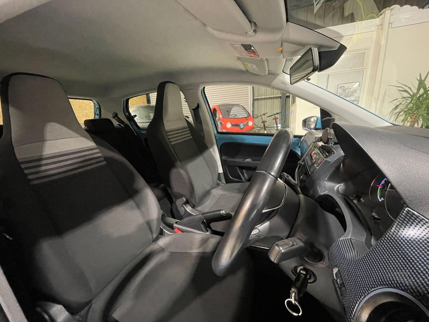 Used Volkswagen up! 2021 for sale - 77290748: Photo 23