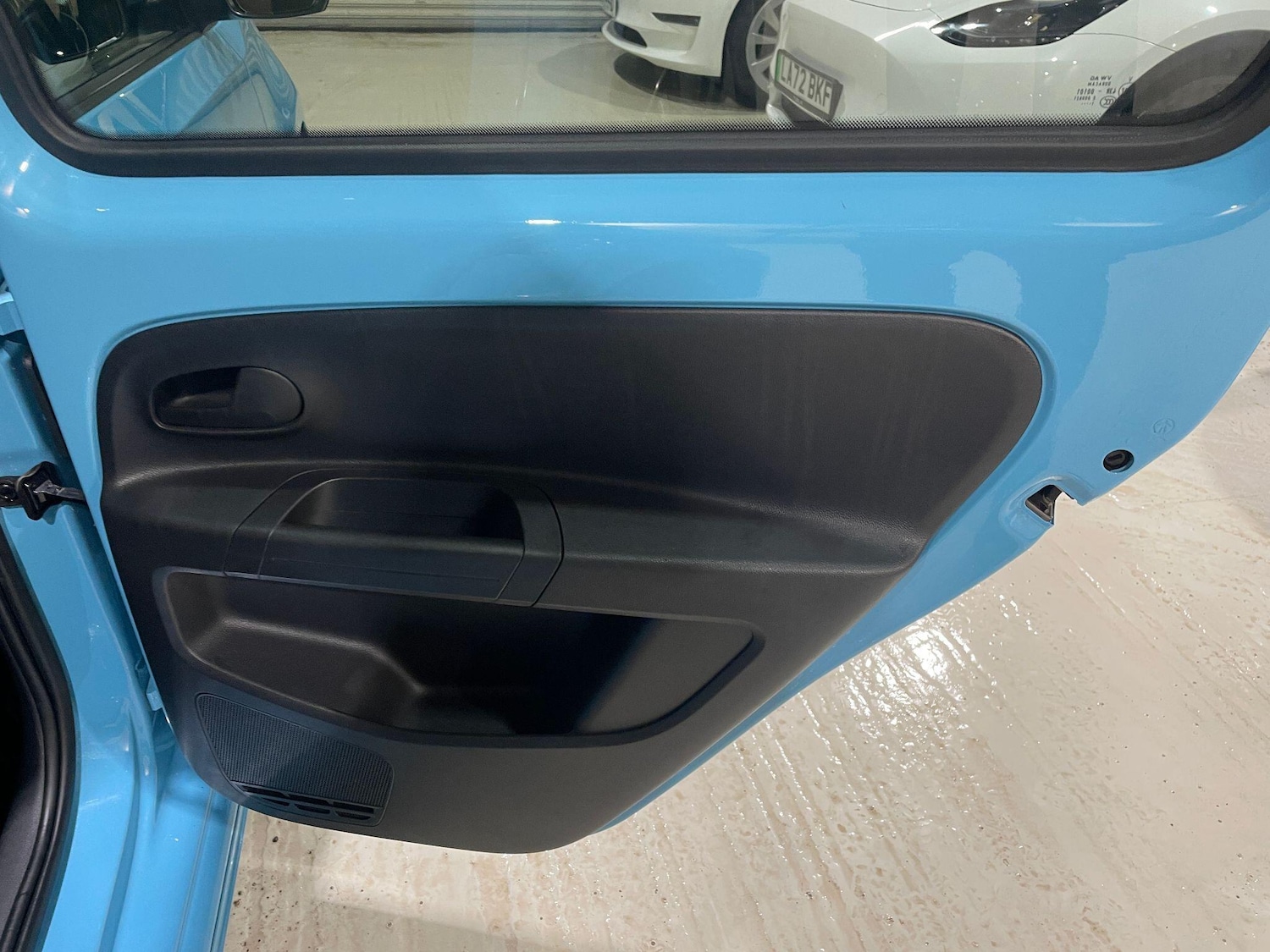 Used Volkswagen up! 2021 for sale - 77290748: Photo 28