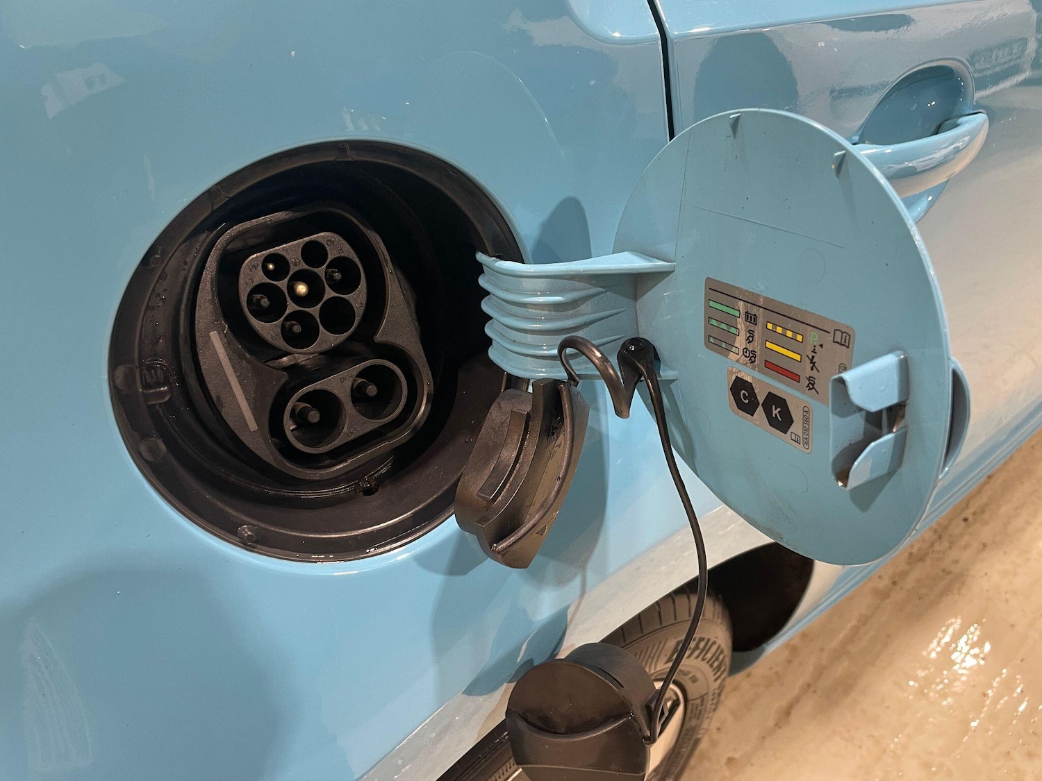 Used Volkswagen up! 2021 for sale - 77290748: Photo 31