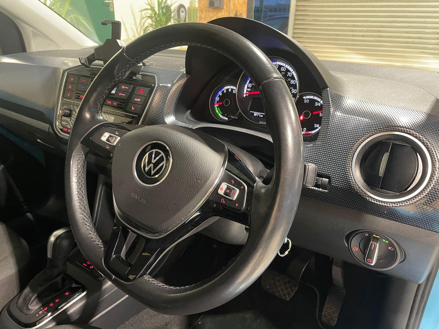 Used Volkswagen up! 2021 for sale - 77290748: Photo 40