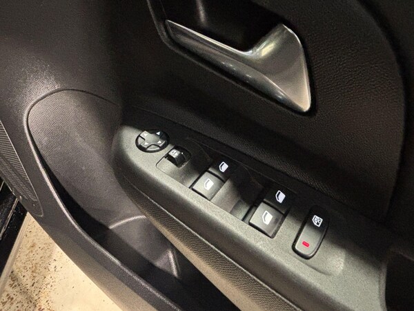 Used Vauxhall Corsa 2021 for sale - 76166791: Photo 50