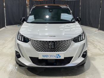 Used Peugeot 2008 2021 for sale - 76408904: Photo