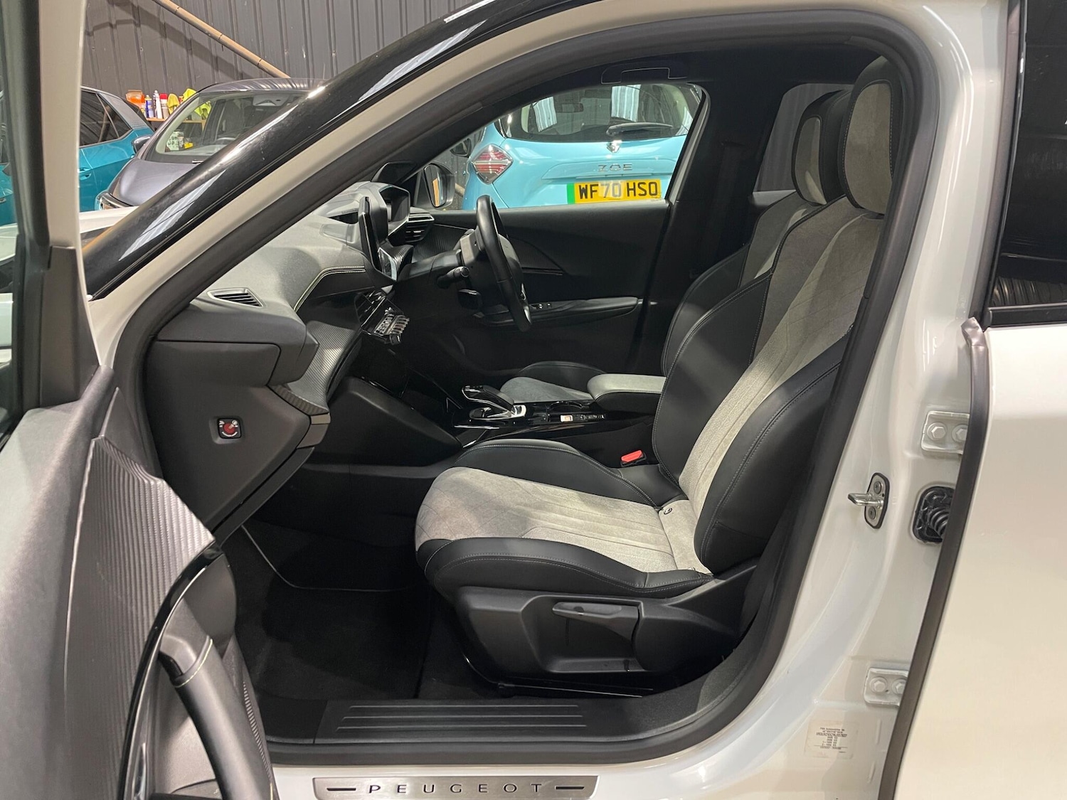 Used Peugeot 2008 2021 for sale - 76408904: Photo 44