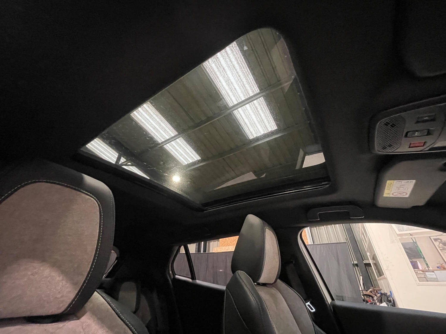 Used Peugeot 2008 2021 for sale - 76408904: Photo 52