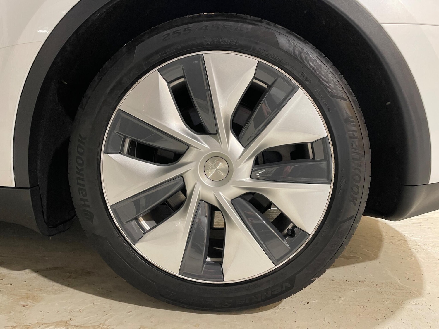 Used Tesla Model Y 2023 for sale - 77119896: Photo 32