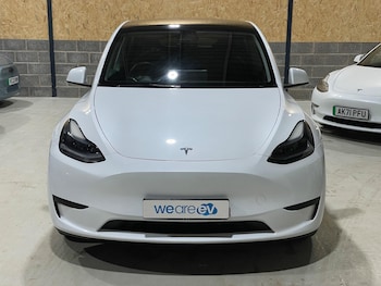 Used Tesla Model Y 2023 for sale - 77119896: Photo