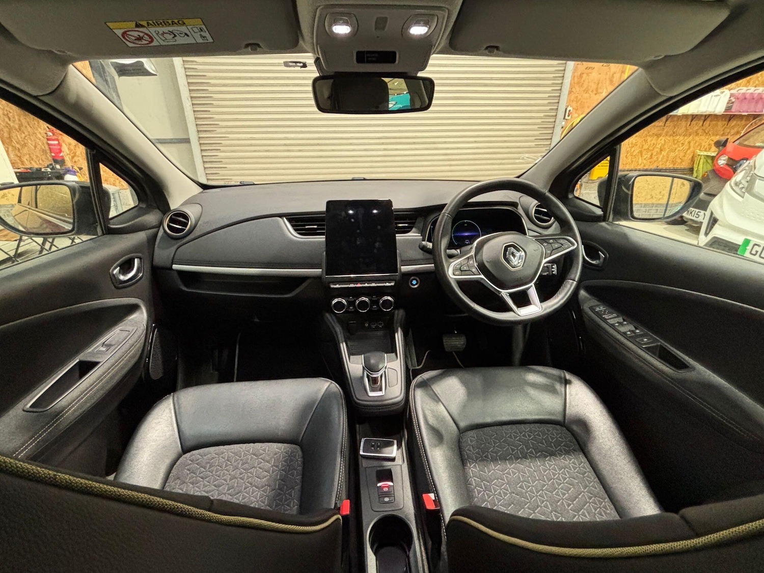 Used Renault Zoe 2022 for sale - 76633167: Photo 15