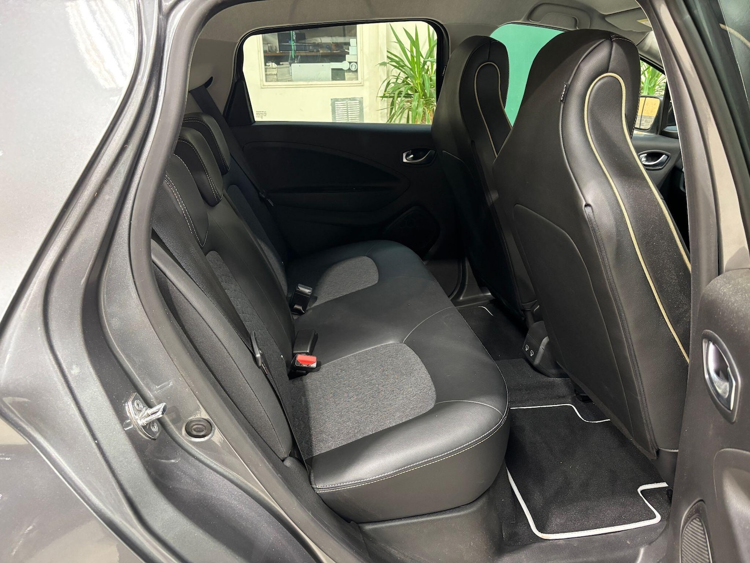 Used Renault Zoe 2022 for sale - 76633167: Photo 21