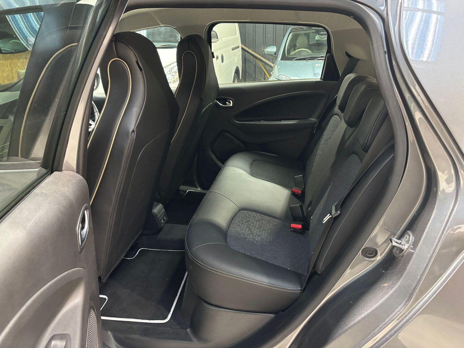 Used Renault Zoe 2022 for sale - 76633167: Photo 22