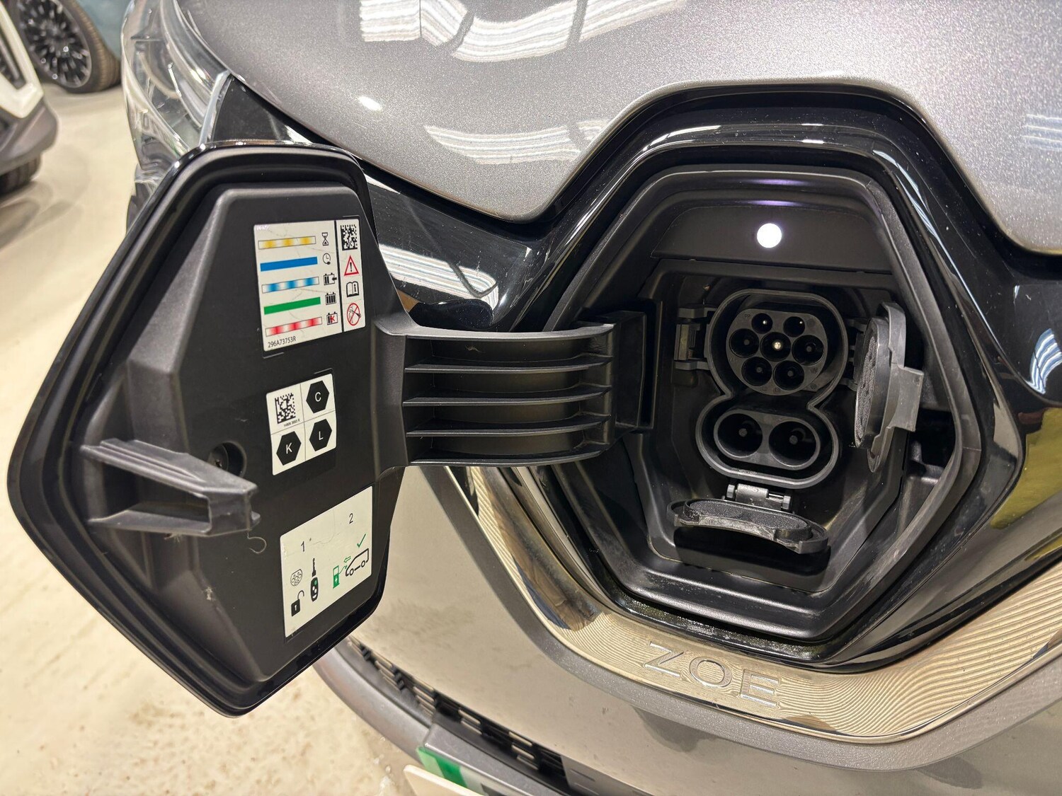 Used Renault Zoe 2022 for sale - 76633167: Photo 32