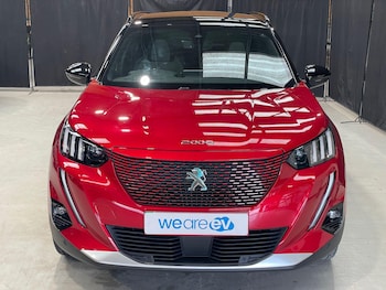 Used Peugeot E-2008 2021 for sale - 75719841: Photo