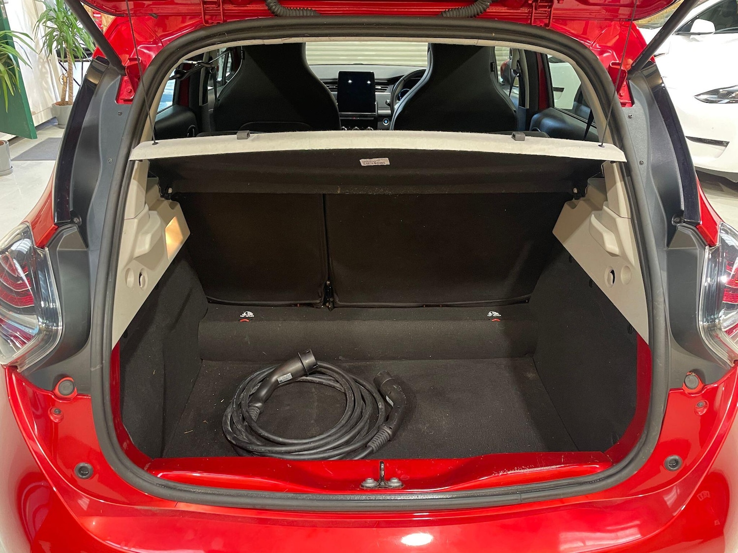 Used Renault Zoe 2020 for sale - 77646130: Photo 38