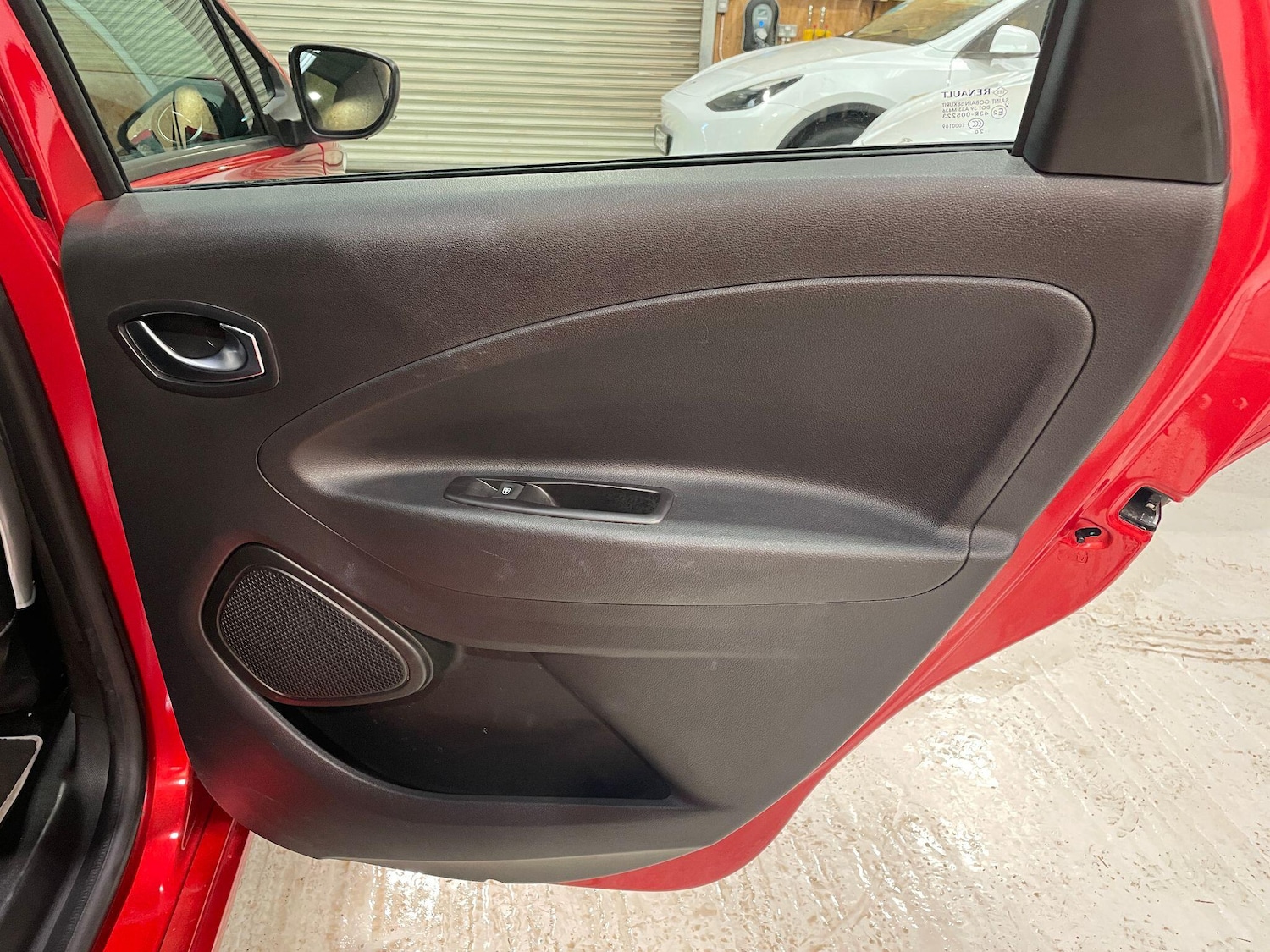 Used Renault Zoe 2020 for sale - 77358345: Photo 29