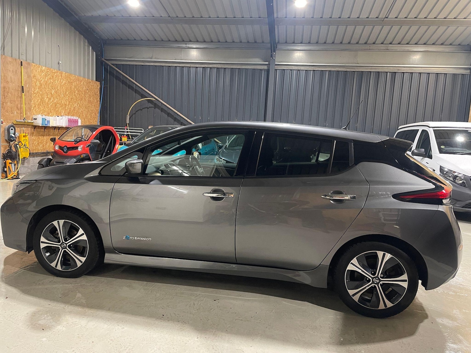Used Nissan Leaf 2019 for sale - 76433048: Photo 10