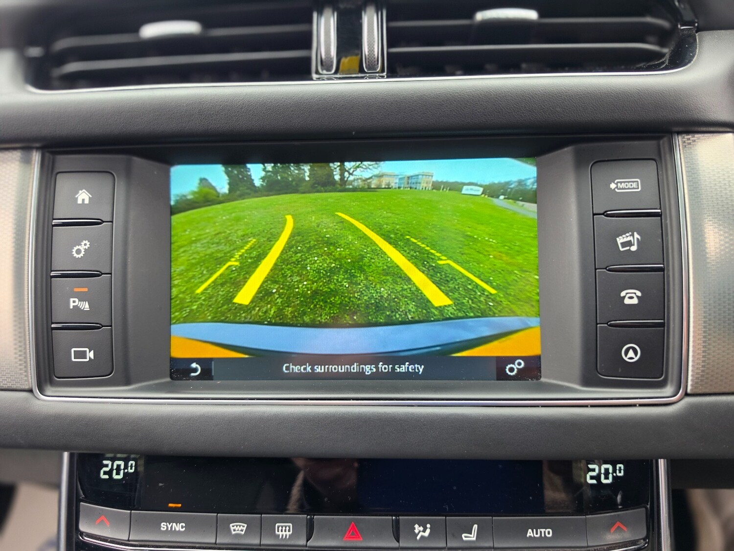 Used Jaguar XF 2017 for sale - 78060474: Photo 16