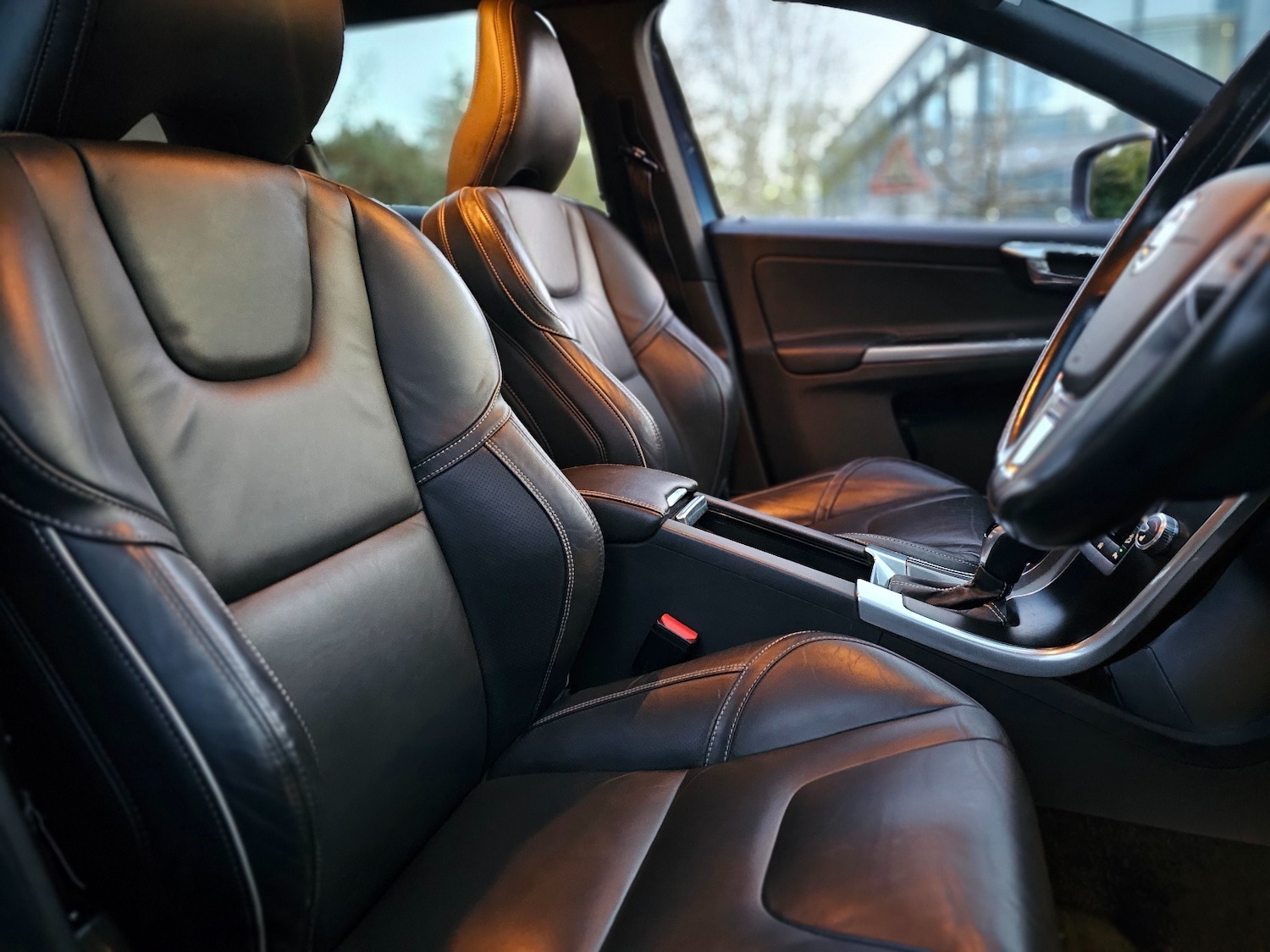 Used Volvo XC60 2017 for sale - 76670080: Photo 11