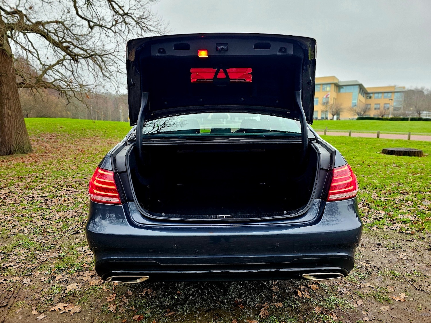 Used Mercedes-Benz E Class 2015 for sale - 77033712: Photo 14