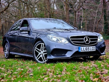 Used Mercedes-Benz E Class 2015 for sale - 77033712: Photo