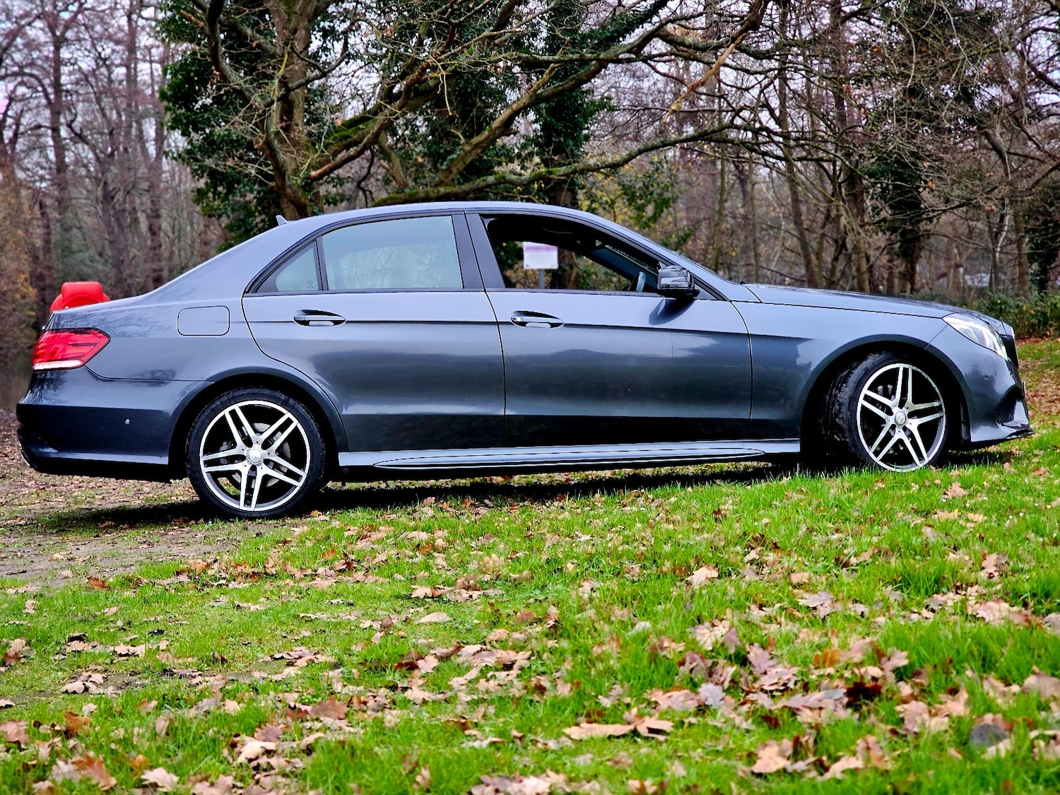 Used Mercedes-Benz E Class 2015 for sale - 77033712: Photo 3