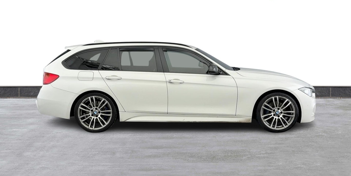 Used BMW 3 Series 2015 for sale - 76848912: Photo 2