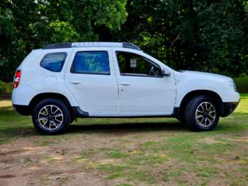 Used Dacia Duster 2017 for sale - 75438976: Photo