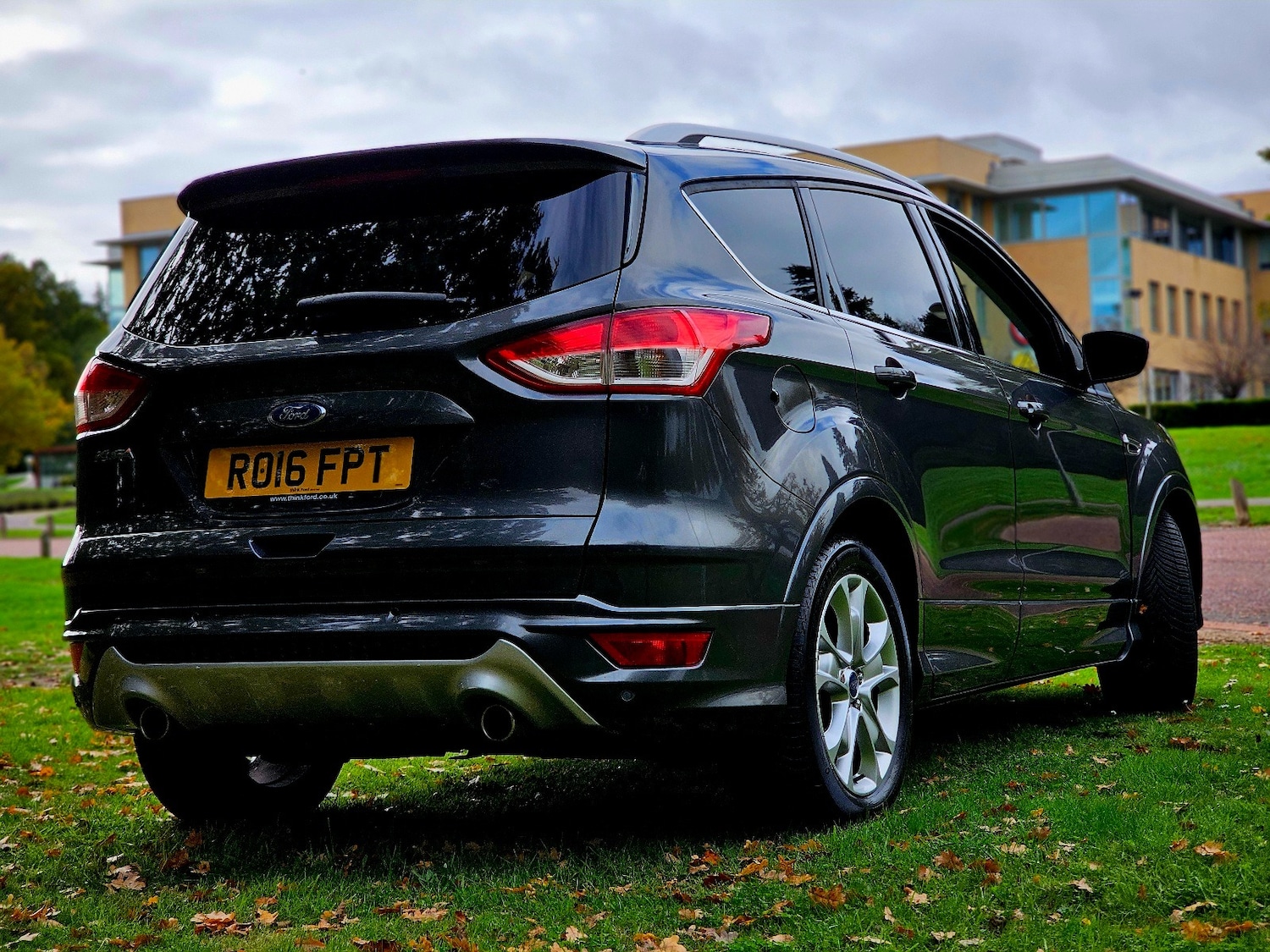 Used Ford Kuga 2016 for sale - 76330042: Photo 2