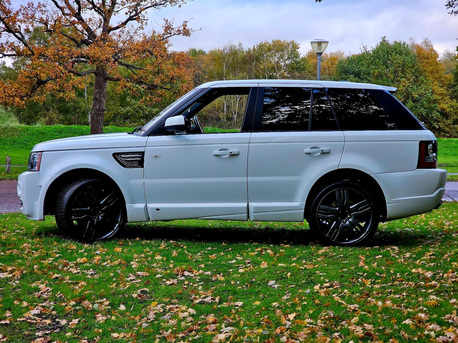 Used Land Rover Range Rover Sport 2012 for sale - 76427871: Photo 4