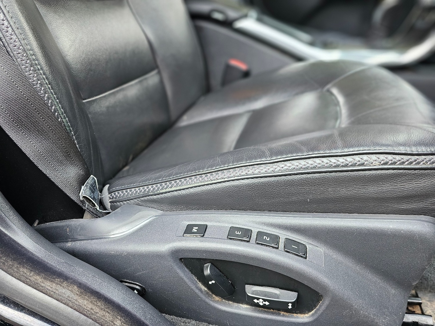 Used Volvo XC70 2015 for sale - 76504797: Photo 14