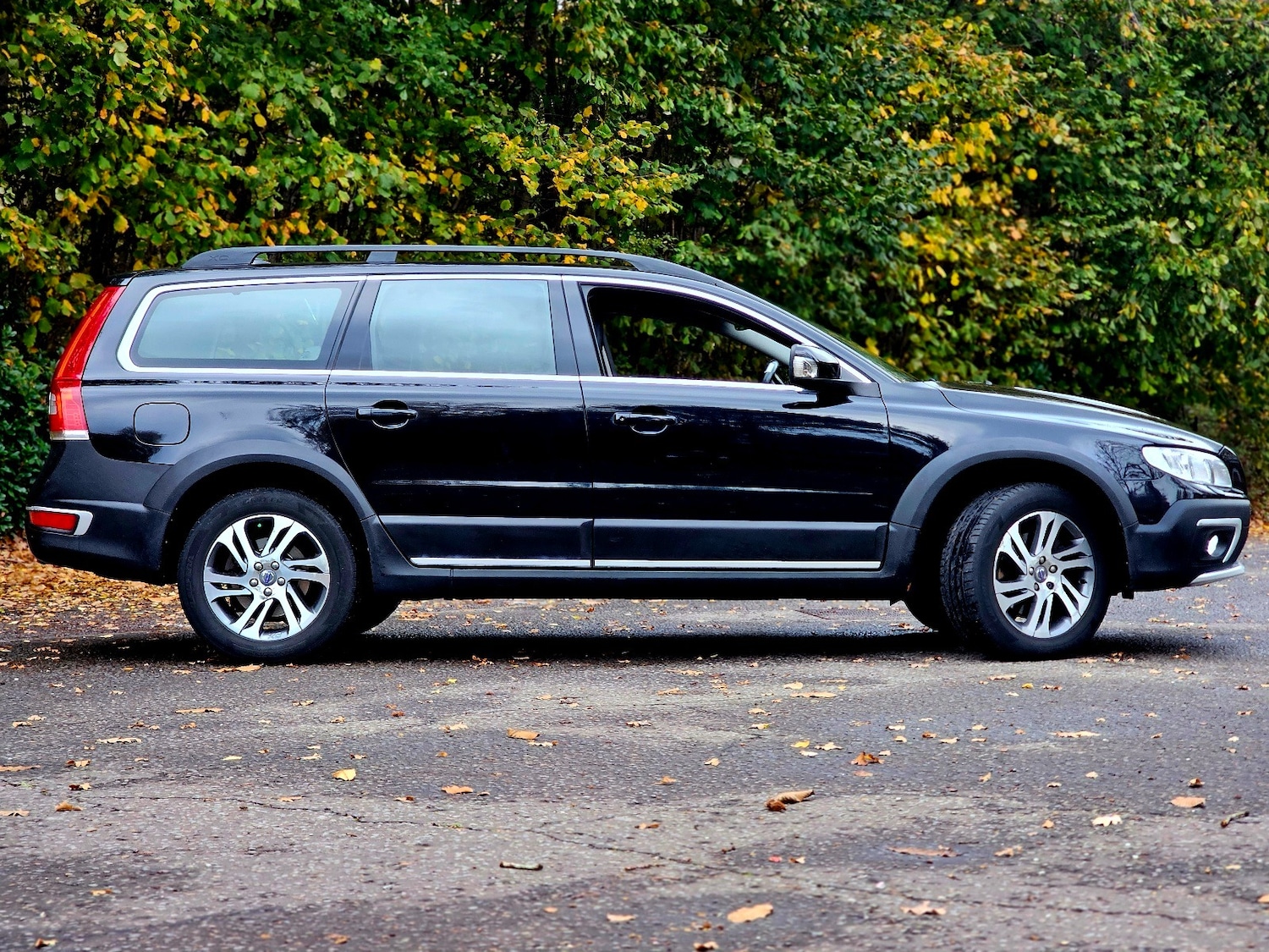 Used Volvo XC70 2015 for sale - 76504797: Photo 3