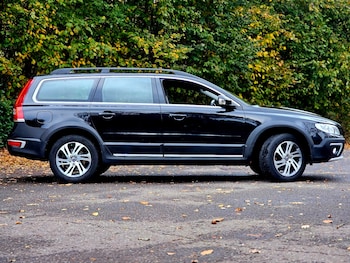 Used Volvo XC70 2015 for sale - 76504797: Photo