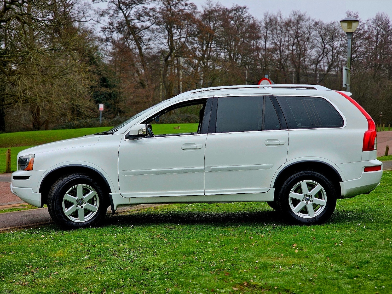 Used Volvo XC90 2014 for sale - 77797024: Photo 4