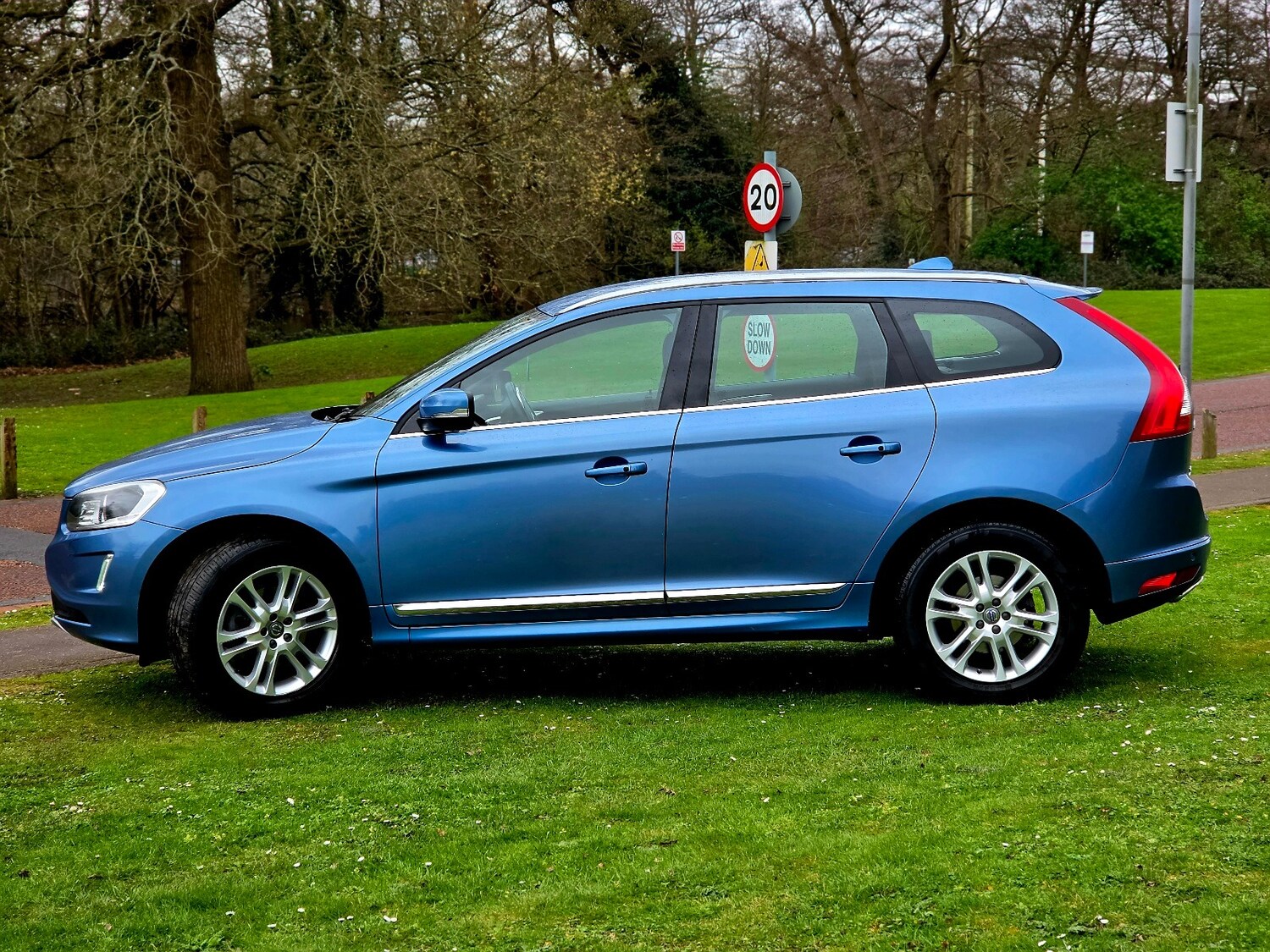 Used Volvo XC60 2016 for sale - 78027528: Photo 4